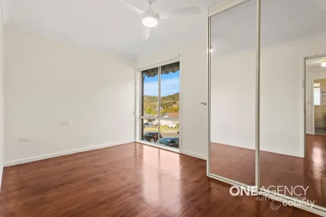 Property photo of 17 Gilba Road Koonawarra NSW 2530