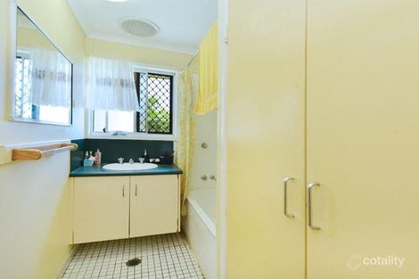 Property photo of 17 Rambutan Close Manoora QLD 4870