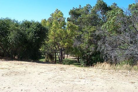 23 Trappers Dr, Woodvale, WA 6026