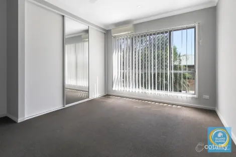 Property photo of 1/214 Oaka Street South Gladstone QLD 4680