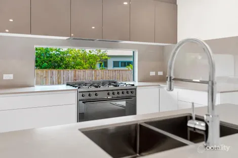 Property photo of 15 Trout Street Kanimbla QLD 4870