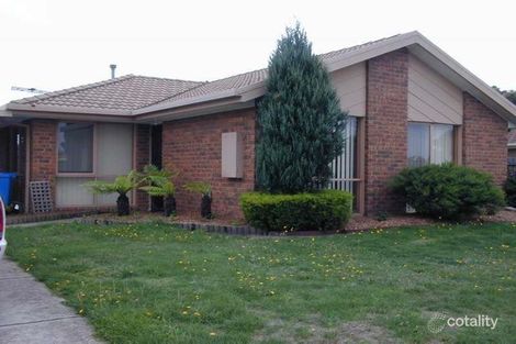 27 Elizabeth St, Cranbourne North, VIC 3977