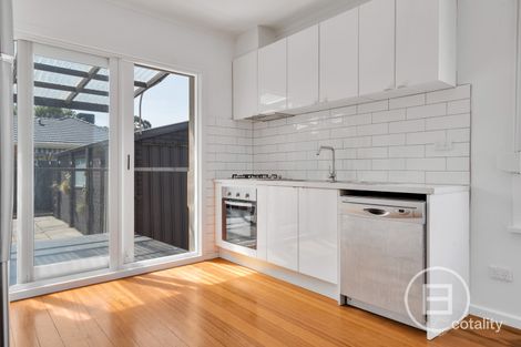 Property photo of 30 Flag Street Kingsbury VIC 3083