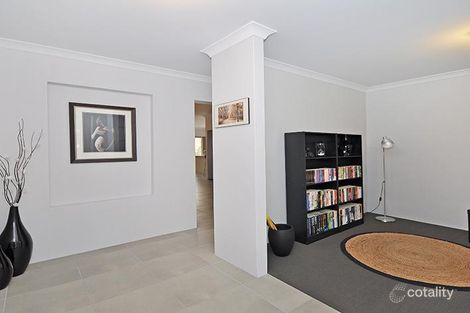 Property photo of 36 Jennapullin Crescent Ellenbrook WA 6069