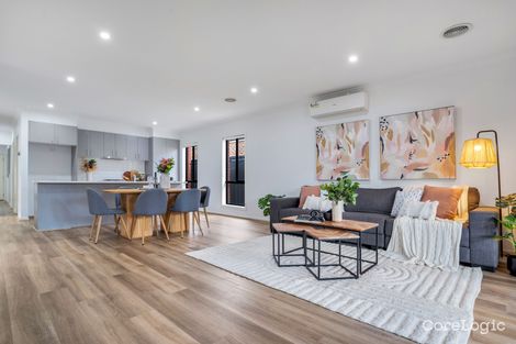 Property photo of 5 Accolade Drive Craigieburn VIC 3064
