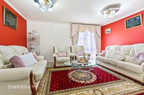 Property photo of 43 Oakwood Road Albanvale VIC 3021