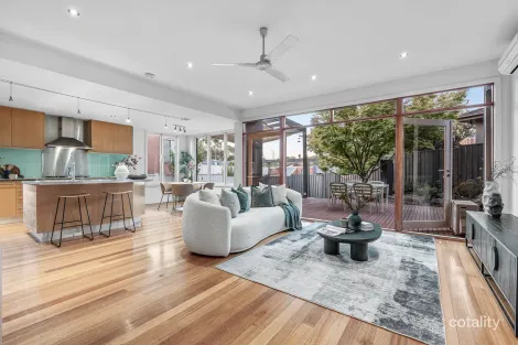 Property photo of 17 Golf Links Court Doncaster VIC 3108