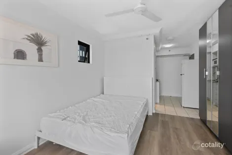 Property photo of 522/188 Shafston Avenue Kangaroo Point QLD 4169