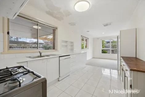 Property photo of 24 Haig Street Croydon VIC 3136