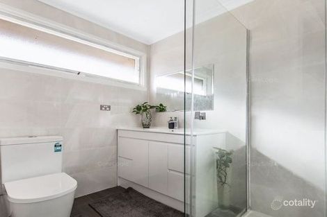 Property photo of 31 Oaktree Drive Hampton Park VIC 3976