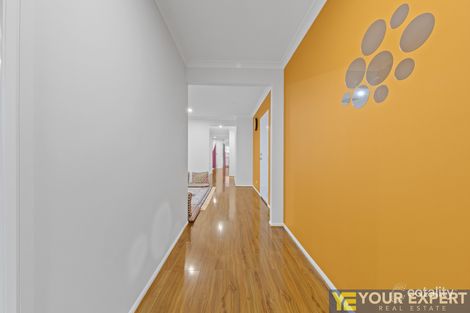 Property photo of 22 Sabel Drive Cranbourne North VIC 3977