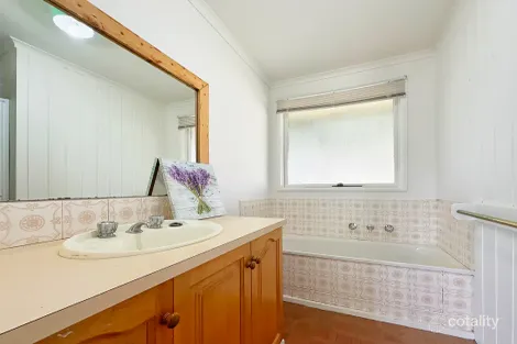 Property photo of 14 Pindari Avenue Epping VIC 3076