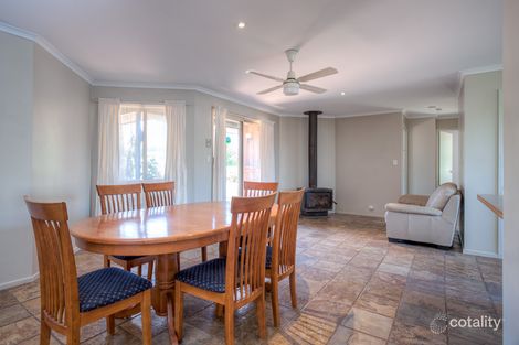 Property photo of 23 Jinker Way Romsey VIC 3434