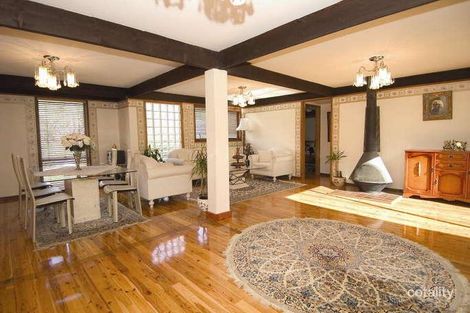 2f Osborn Rd, Normanhurst, NSW 2076