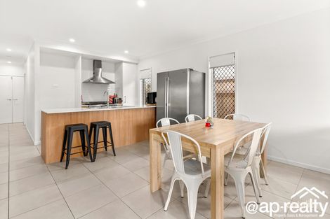 Property photo of 9 Zenith Place Pallara QLD 4110