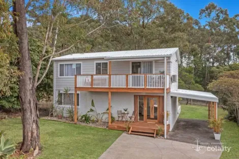 25 Suncrest Ave, Sussex Inlet, NSW 2540