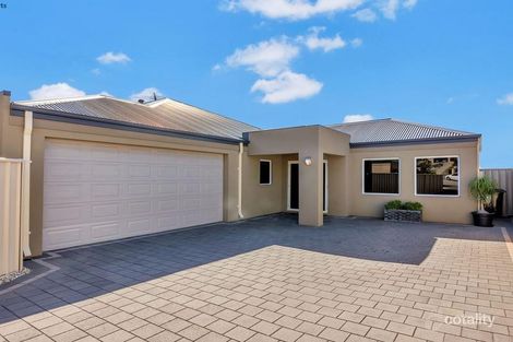 Property photo of 27 Bolton Way Darch WA 6065