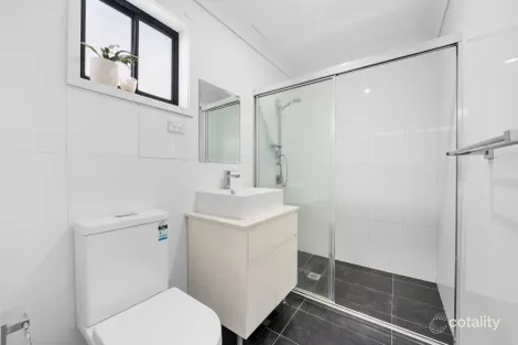 Property photo of 2 Jeffrey Avenue St Clair NSW 2759