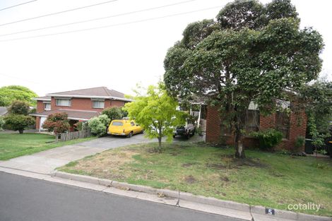 5 Grosvenor Dr, Wandana Heights, VIC 3216