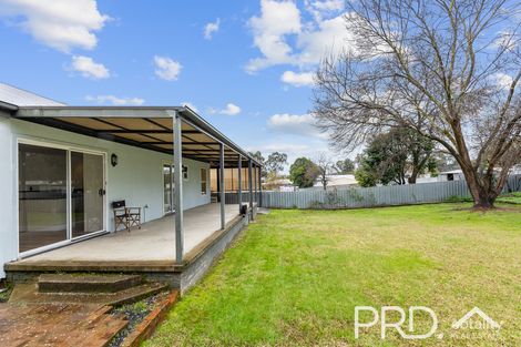 Property photo of 8 Banksia Crescent Tumut NSW 2720