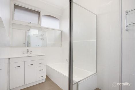 Property photo of 2/23 Wanda Road Caulfield North VIC 3161