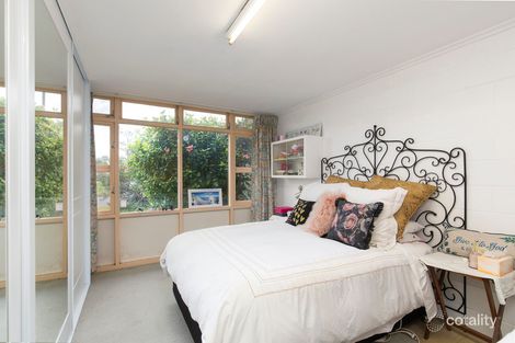 11 Cummins St, Novar Gardens, SA 5040