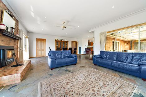 Property photo of 9 Carbine Court New Gisborne VIC 3438