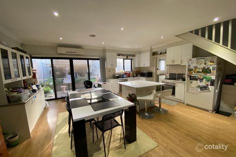 28 Almond Dr, Doveton, VIC 3177