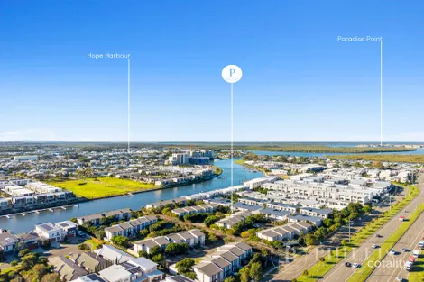 32/126 Marina Quays Bvd, Hope Island, QLD 4212
