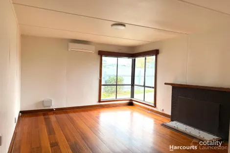 Property photo of 11 Eyre Street Mayfield TAS 7248