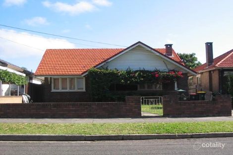 84 Gueudecourt Ave, Earlwood, NSW 2206