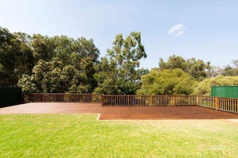 220 Horwood Rd, Swan View, WA 6056