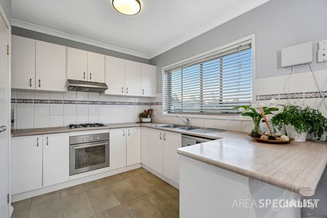 Property photo of 5 Malfoy Mews Cranbourne West VIC 3977