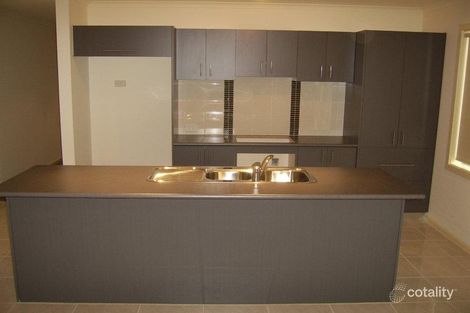 Property photo of 26 Holly Drive Point Cook VIC 3030