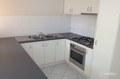 Property photo of 2 Chiarella Place Altona Meadows VIC 3028