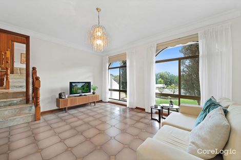 Property photo of 5 Bradshaw Place Prairiewood NSW 2176