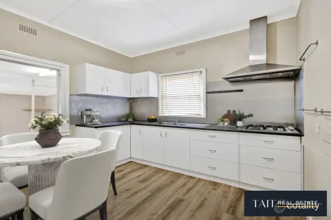 Property photo of 16 Smith Crescent Wangaratta VIC 3677