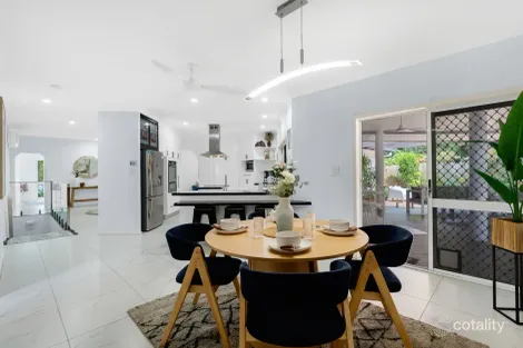 Property photo of 11 Cicero Close Mooroobool QLD 4870