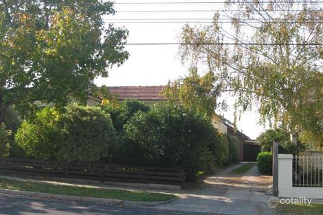Property photo of 17 Shoobra Road Elsternwick VIC 3185
