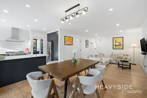 Property photo of 3/13 Callanish Road Camberwell VIC 3124