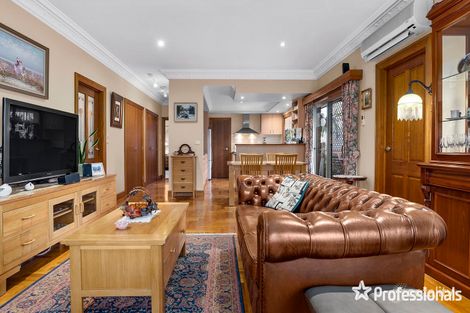 Property photo of 10 Wiltshire Place Chirnside Park VIC 3116