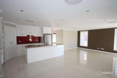 Property photo of 12 Kalinda Place Hillvue NSW 2340