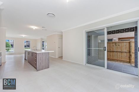 Property photo of 25 Alderton Drive Colebee NSW 2761