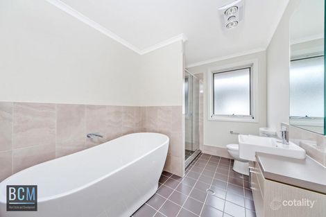 Property photo of 25 Alderton Drive Colebee NSW 2761