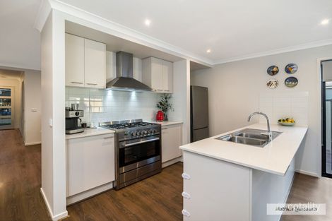 Property photo of 6 Overland Drive Kilmore VIC 3764