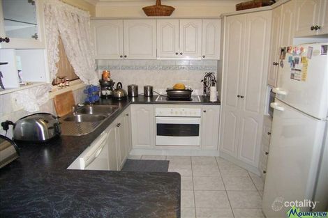 Property photo of 14 Neville Street Colyton NSW 2760