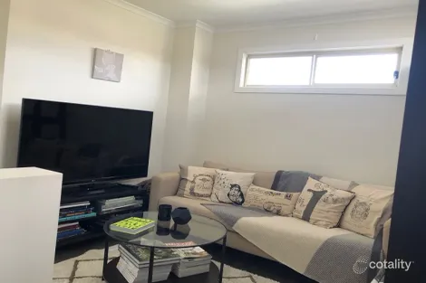 Property photo of 15 Schutt Street Newport VIC 3015