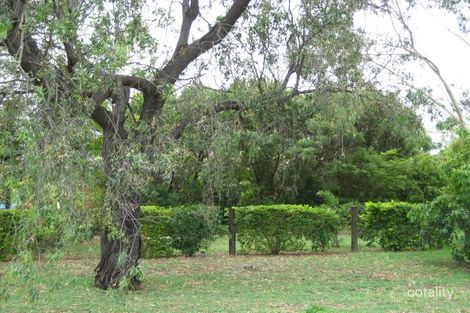 8b Andrews Rd, Emerald, QLD 4720