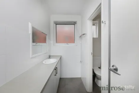 Property photo of 3/8 Middle Road Maribyrnong VIC 3032