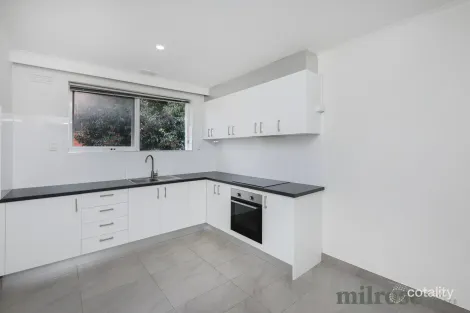 Property photo of 3/8 Middle Road Maribyrnong VIC 3032